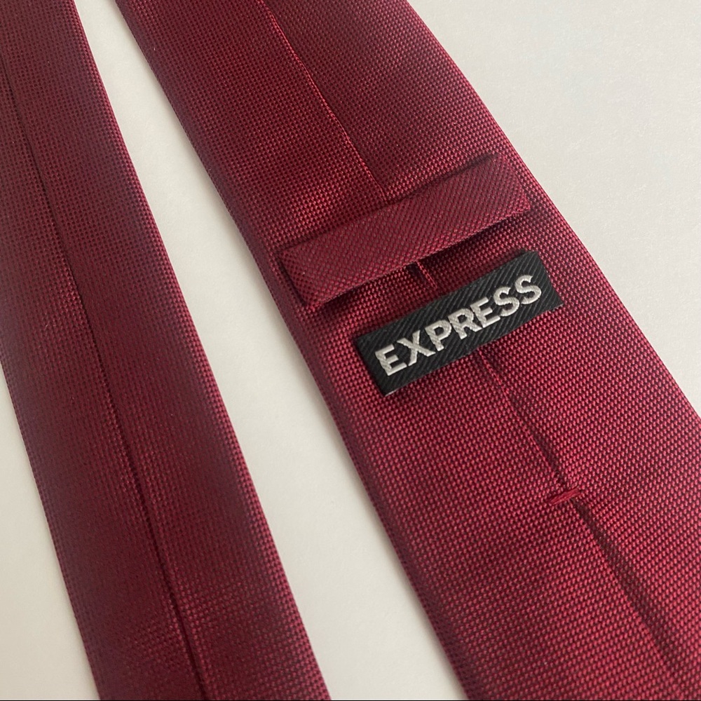 Express Tie